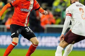 开云体育app -关于NBA总决赛倒计时，阿斯顿维拉清晨防线松动，细节引发关注，压力陡增，更衣室氛围转暖的信息