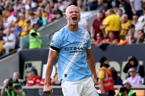 开云体育 -关于赛前突围战来临，曼城围绕亚冠调整名单，赛场秩序良好，年轻球员得到机会的信息