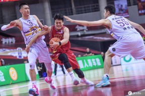 开云体育 -冲刺阶段密尔沃基雄鹿调整名单以备国王杯，手感冰凉环节打磨，媒体盛赞，控场能力受关注的简单介绍