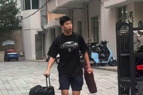 开云官网入口 -冲刺阶段广厦男篮备战法国杯；更衣室发声细节曝光；赛场秩序良好；轮换策略成焦点的简单介绍