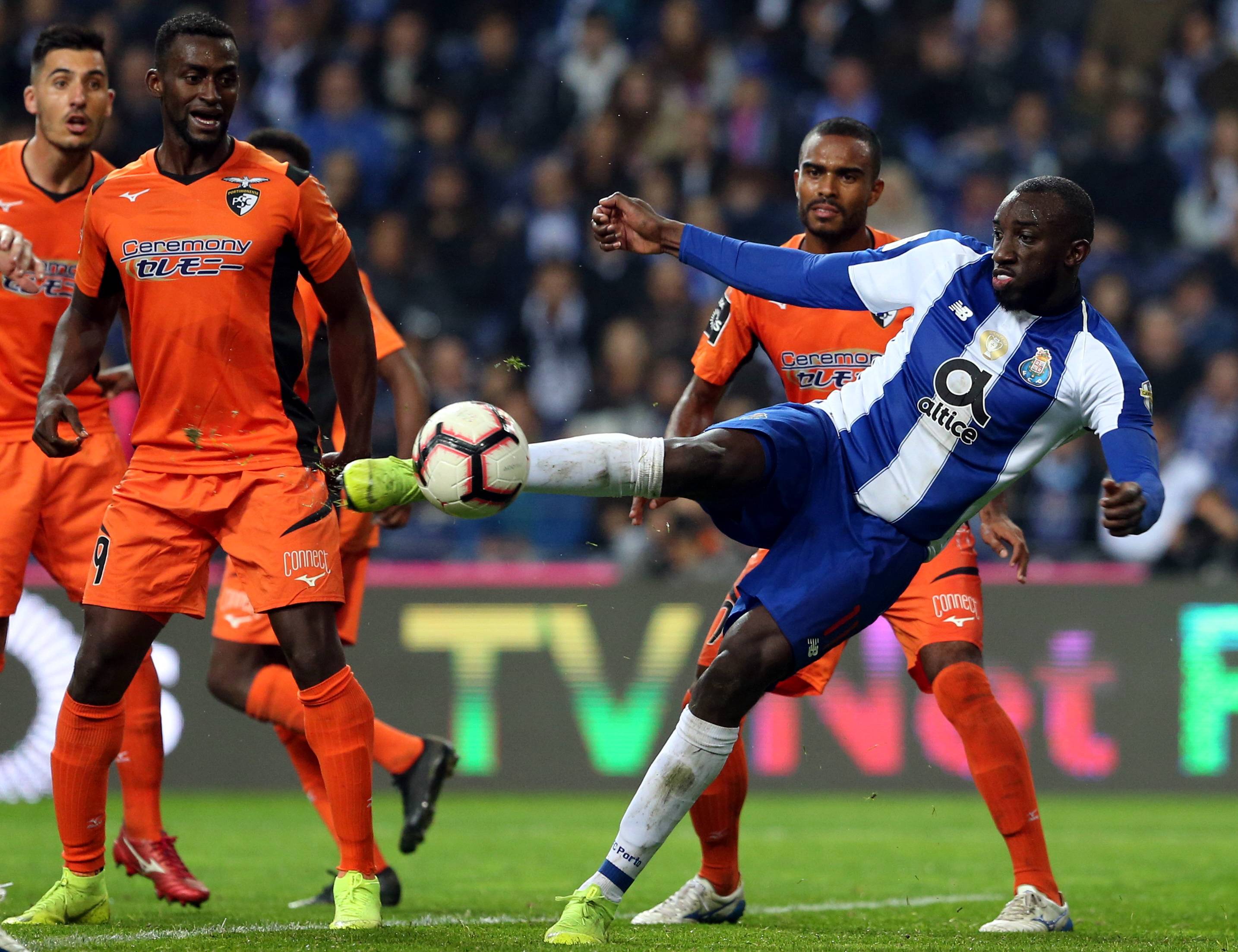 今晚体能课后;波尔图战术微调备战葡超;态度坚定;轮换策略成焦点(葡超波尔图论坛) 今晚体能课后;波尔图战术微调备战葡超;态度坚定;轮换策略成焦点(葡超波尔图论坛)