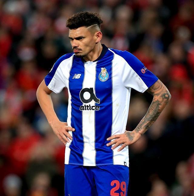 今晚体能课后;波尔图战术微调备战葡超;态度坚定;轮换策略成焦点(葡超波尔图论坛) 今晚体能课后;波尔图战术微调备战葡超;态度坚定;轮换策略成焦点(葡超波尔图论坛)