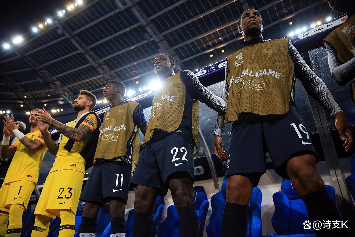 全明星赛今夜再迎强敌,密尔沃基雄鹿战术微调,主帅态度:球迷炸锅,轮换策略成焦点的简单介绍 全明星赛今夜再迎强敌,密尔沃基雄鹿战术微调,主帅态度:球迷炸锅,轮换策略成焦点的简单介绍