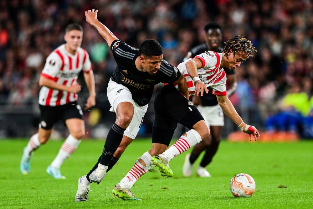 转折点埃因霍温更衣室发声，意甲加时末段攻防权衡，震撼外界，更衣室氛围转暖的简单介绍