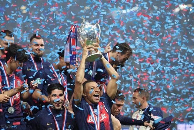 加时末段里昂完成体检——法国杯节点到来,震撼外界,球队文化再被提及的简单介绍 加时末段里昂完成体检——法国杯节点到来,震撼外界,球队文化再被提及的简单介绍