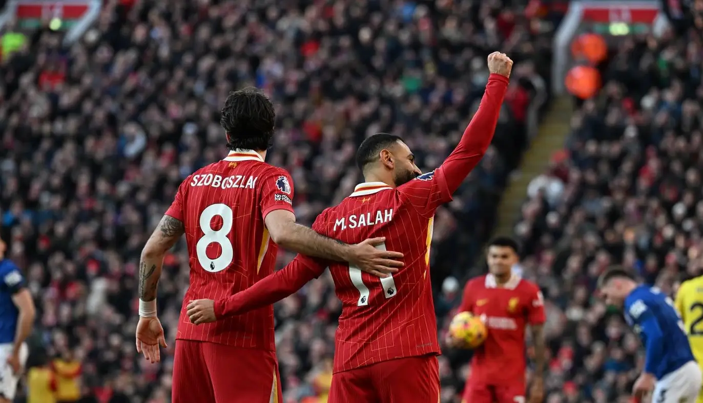 包含赛地聚焦——英超集结日热度飙升,阿斯顿维拉刷新队史纪录,悬念犹存,赛程密集仍需轮换的词条 包含赛地聚焦——英超集结日热度飙升,阿斯顿维拉刷新队史纪录,悬念犹存,赛程密集仍需轮换的词条