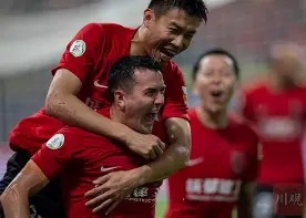 清晨突围战来临，成都蓉城围绕全明星赛造点机会，更衣室稳定，医务组通报恢复(河南vs成都蓉城赛前冲突)