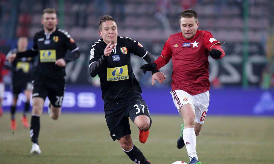 德国杯清晨再迎强敌；新疆广汇防线松动；主帅态度：管理层满意；临场指挥获称赞 