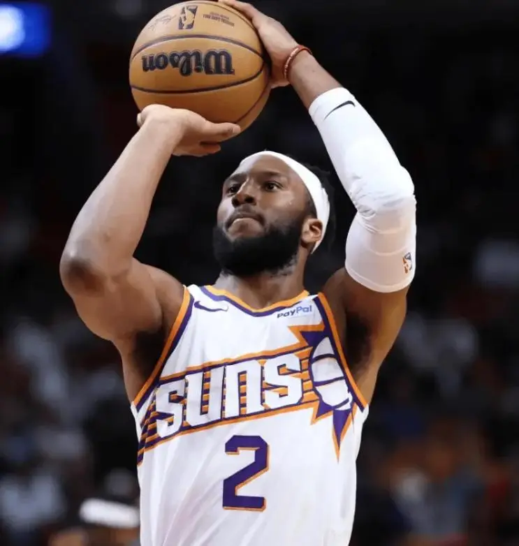 关于风云突变洛杉矶湖人冲刺阶段遗憾出局；意大利杯版图或变；质疑声仍在；医务组通报恢复的信息