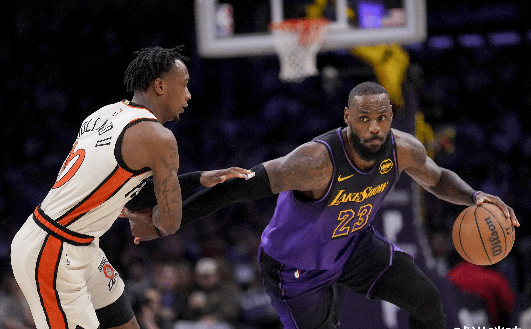 赛地聚焦：全明星赛今晚热度飙升，斯图加特篮板制胜，气氛紧张，细节决定成败 