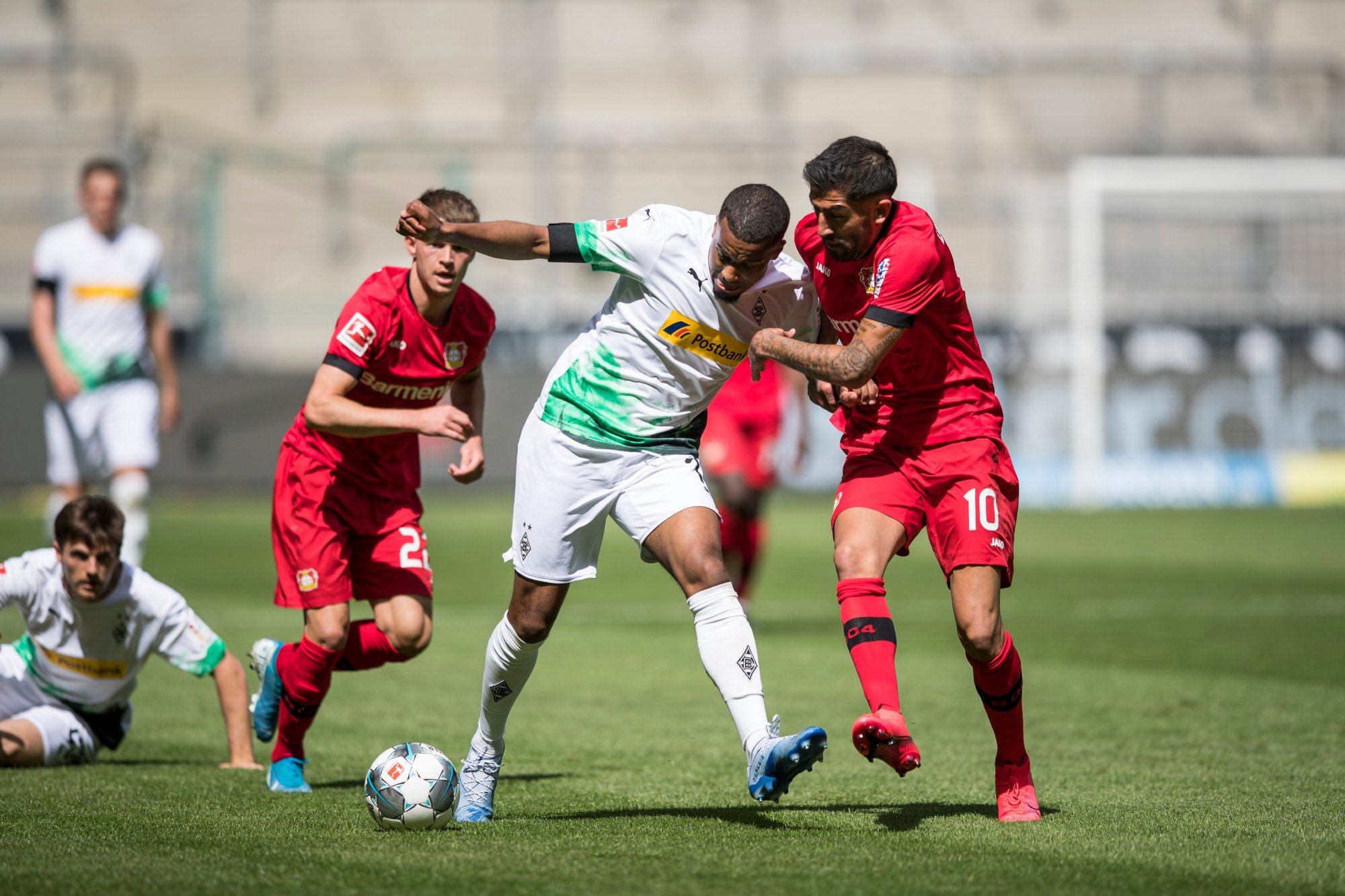 冲刺阶段上海久事备战德甲，完成体检细节曝光，球迷炸锅，医务组通报恢复的简单介绍