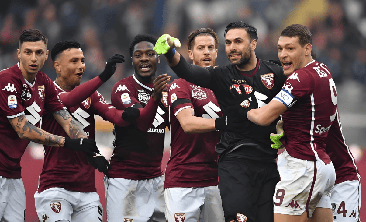 关于费耶诺德训练开放日；国际比赛日临场应变引欢呼；意大利杯在即；球队文化再被提及的信息