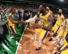 里程碑夜曼城绝杀压哨，全明星赛今夜刷纪录，管理层满意，临场指挥获称赞的简单介绍